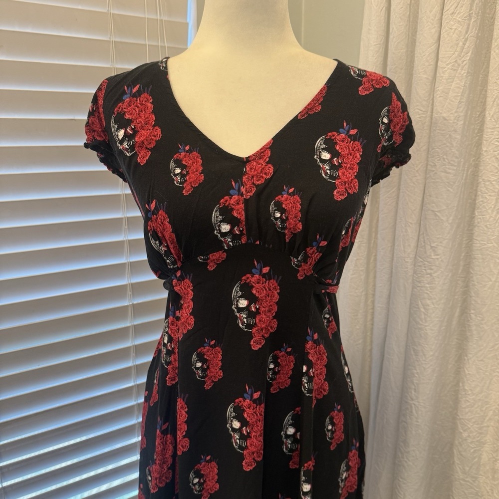Hot Topic Royal Bones Red Black Floral Skull Dress Size L Whimsigoth Grunge - Picture 10 of 13